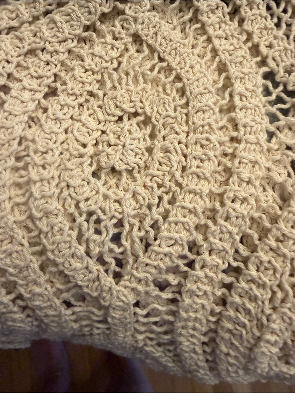 Liv Los Angeles Crochet Button-Front Sleeveless Vest- Cream Size Large NWT - Picture 3 of 4